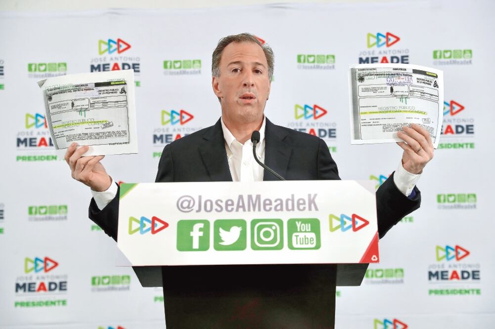 José Antonio Meade dijo que aceptará los dos departamentos que AMLO dijo le regalaría si estaban a su nombre para darlos a damnificados por el 19-S. Foto: IRVIN OLIVARES. EL UNIVERSAL