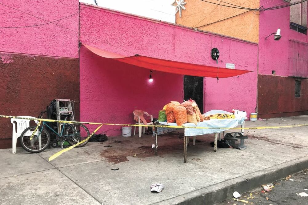 Por el asesinato de seis personas en la colonia Doctores, dos presuntos integrantes de la banda criminal Los Toños fueron capturados con un par de armas de fuego. Fotos/ARCHIVO EL UNIVERSAL 