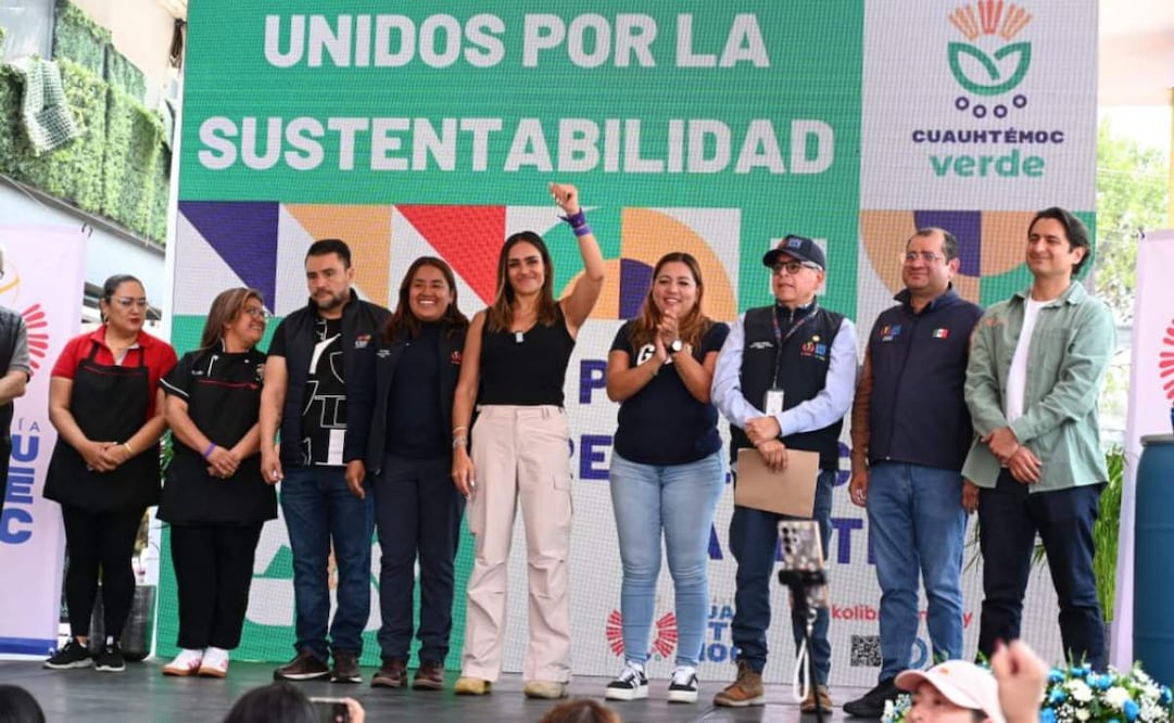 Instalan 35 puntos de recolección de aceite en el mercado Martínez de la Torre, alcaldía Cuauhtémoc (07/09/2025). Foto: Especial