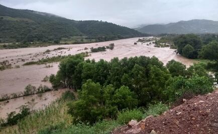 "Narda" toma fuerza y se convierte otra vez en tormenta tropical 