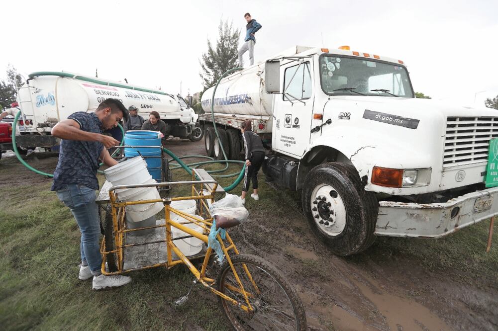 Ajustes. El desabasto se debe al cambio de tuberías en el Sistema Cutzamala en la línea 2 y línea 3 