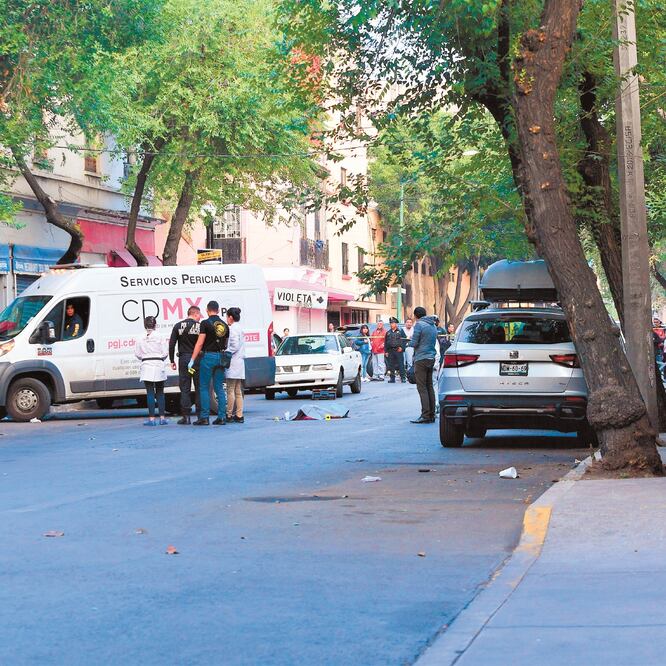 De acuerdo con un estudio del Inegi, nueve de cada 10 hombres y cuatro de cada 10 mujeres privados de la vida realizaban alguna actividad laboral antes de su muerte. ARCHIVO ELUNIVERSAL