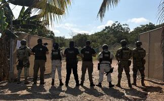 Aseguran inmueble en Nayarit usado para almacenar huachicol; decomisan semi remolque con combustible