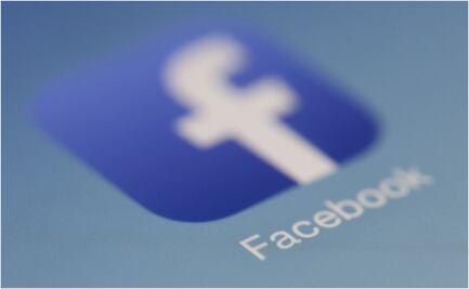 Facebook borra 1.8 billones de pesos; cae a su peor nivel en 7 años