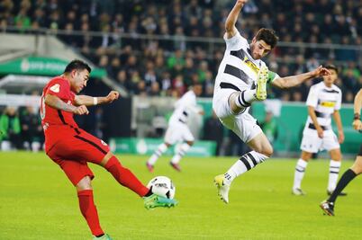 Fabián y Eintracht van a final de Copa