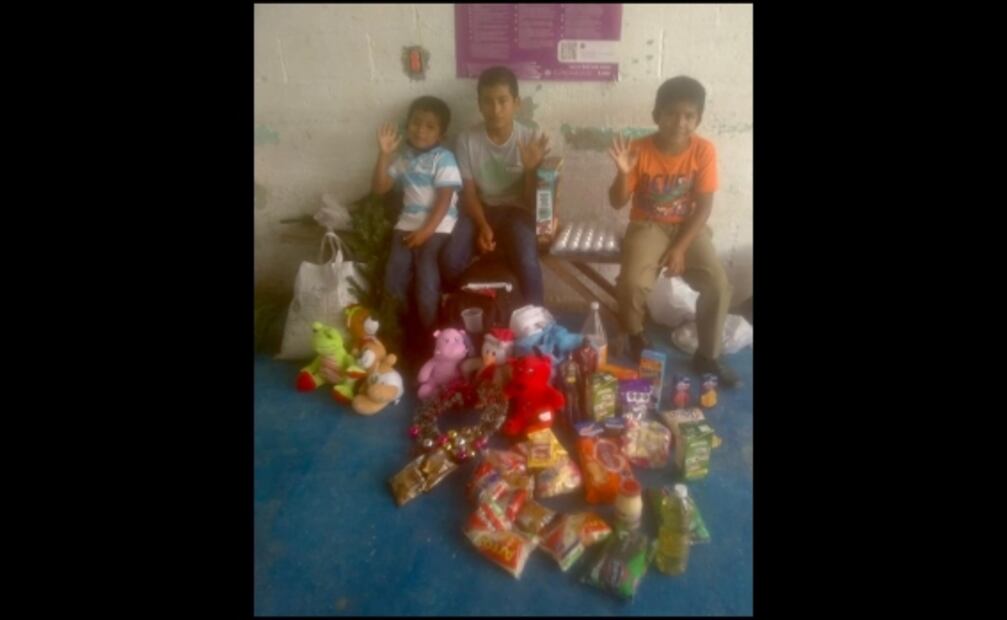 El sueño de Jesús Antonio, niño chinanteco de Oaxaca, era tener un arbolito de Navidad