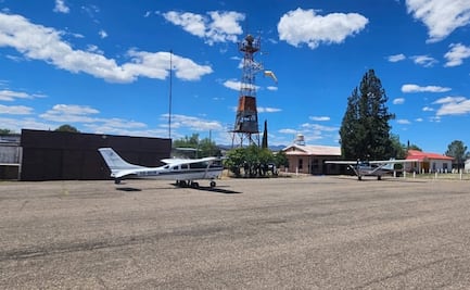 Investigan muerte de dos pilotos en aeropista de Chihuahua; eran originarios de Sinaloa