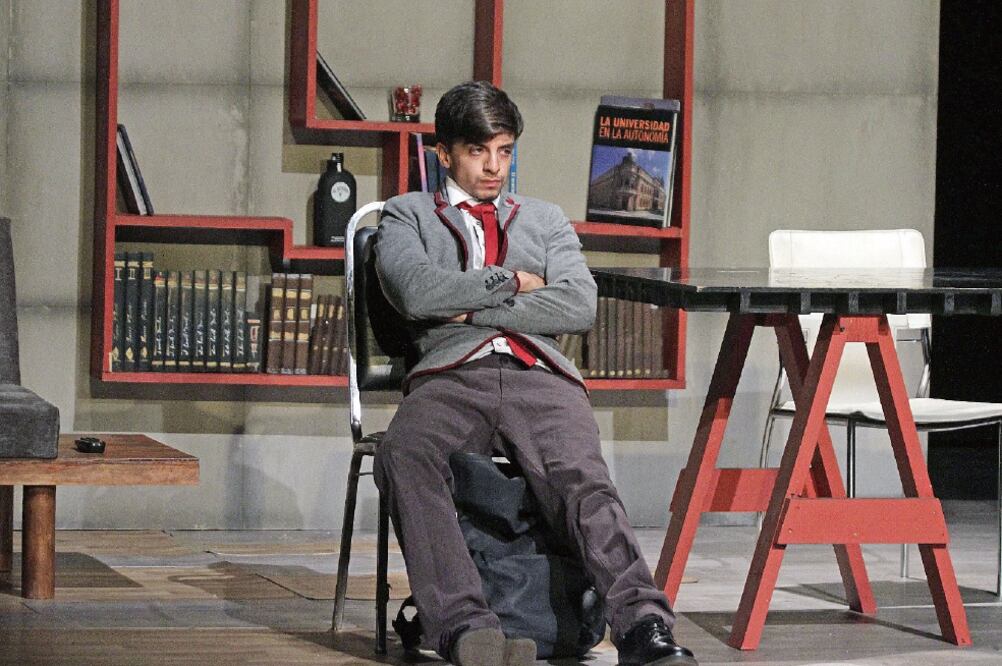 La propuesta es provocar en el público un debate acerca de la fascinación por la vida del otro (ESPECIAL)