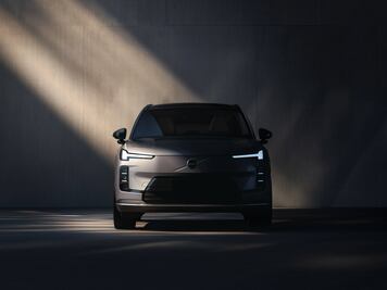 Volvo revive al XC70 como su primer PHEV de autonomía extendida