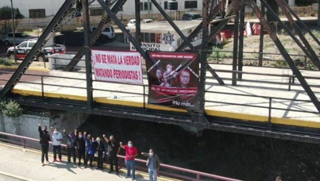 Periodistas se manifiestan en Segob; minuto a minuto de las protestas en todo el país