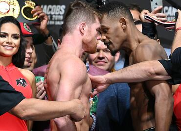 Que chin... a su madre: Canelo a Jacobs en la ceremonia de pesaje
