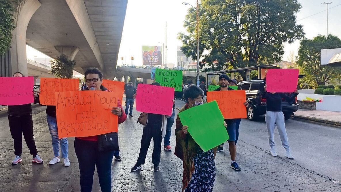 Familiares de los jóvenes atropellados por policías cerraron el miérciles pasado, Periférico Norte por cinco horas, para exigir justicia. Foto: Especial
