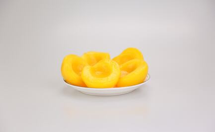 Marcas de frutas en almíbar con mucha azúcar: Profeco