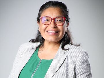 Yanet Aguilar Sosa, ganadora del Premio FILEY 2024: tres décadas de periodismo cultural con conciencia y compromiso