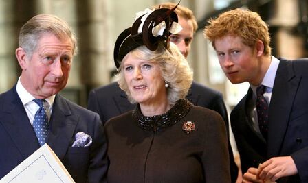 Racismo, muertes e infidelidades... las crisis a que hizo frente Isabel II