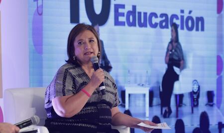 Xóchitl Gálvez: generación de energía se debe abrir al sector privado para evitar apagones