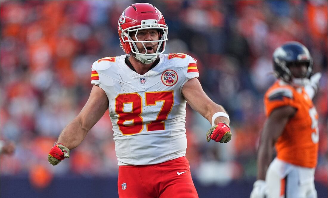 Travis Kelce festeja en Denver / Foto: AP