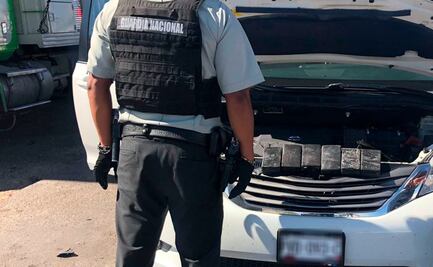 Trasladaban presunta heroína en la batería de su auto; fueron detenidos por la Guardia Nacional