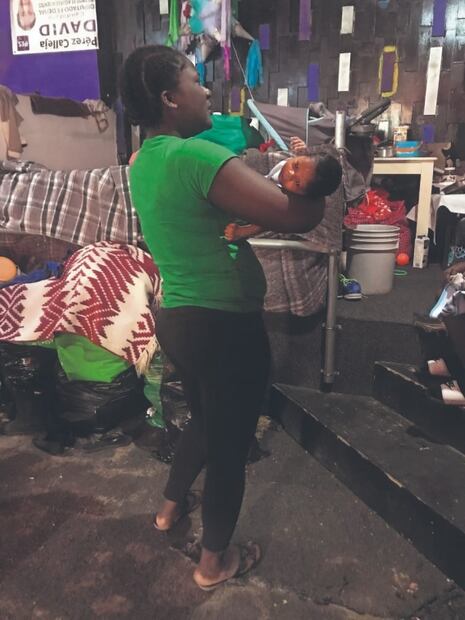 "Ser migrante es más difícil para mujeres con hijos"