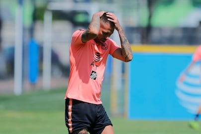 Ménez, una historia de escándalos y mentiras