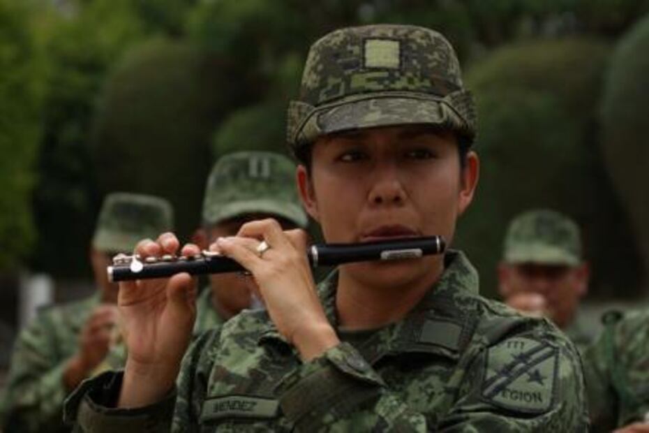 Historia. Madres soldado: entre el uniforme, el hogar... y lejos del terruño