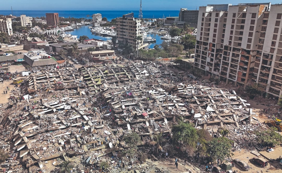 Los terremotos del pasado miércoles dejaron edificios colapsados y dañados a lo largo de la costa en Caraballeda, en el estado de La Guaira, Venezuela.
AP