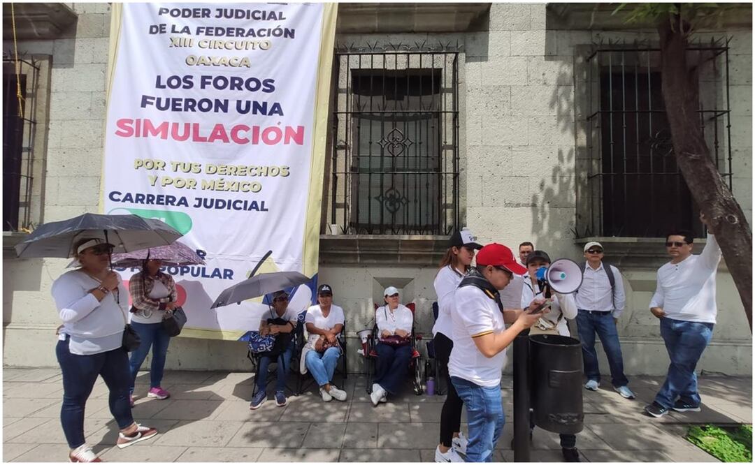 Más de 800 trabajadores de Oaxaca se sumaron al paro nacional en contra de la reforma al Poder Judicial de AMLO. Foto: Mario Arturo Martínez / EL UNIVERSAL