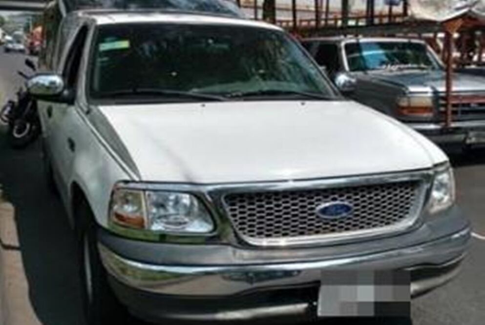 Caen tres por robar camioneta y joyas en GAM