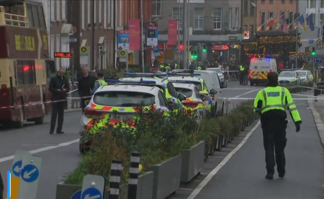 Cinco personas, entre ellas tres niños, fueron hospitalizadas el jueves después de un ataque con cuchillo en Dublín, informó la policía irlandesa. Foto: Tomada de video.
