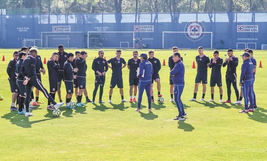 Su ofensiva ha anotado apenas tres goles. Foto: Cruz Azul