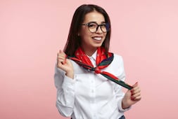 5 formas de lucir un pañuelo para elevar tus looks