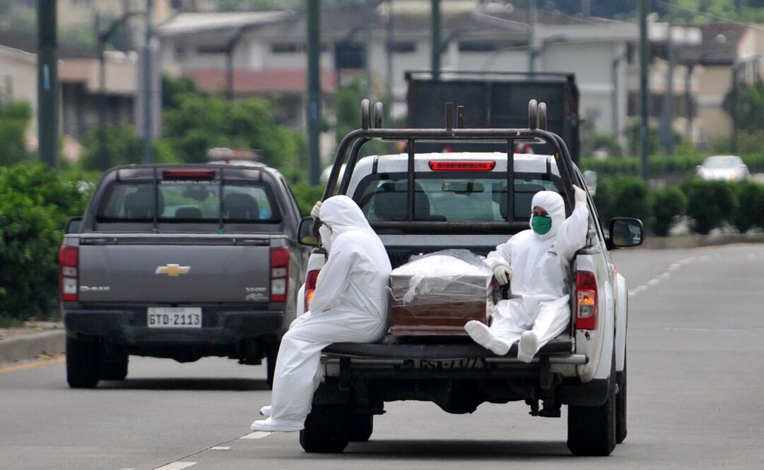 Por el Covid-19 las defunciones han sido muy altas. Foto:AFP