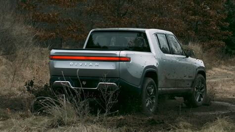 La pick-up eléctrica que da la vuelta como un tanque