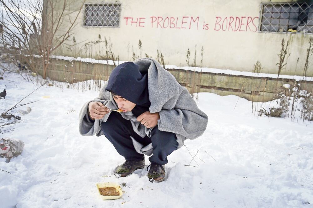 La ola de frío que golpea a Europa ha afectado principalmente a los refugiados que están en campamentos (ARCHIVO EL UNIVERSAL)