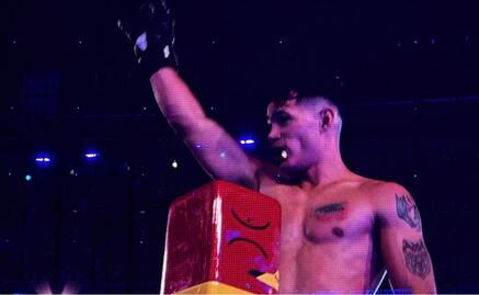 Luis Pride se lleva la noche y vence a Shelao; el primer campeón de Supernova Orígenes