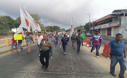 Trabajadores adheridos a la CATEM marchan contra despido de líderes sindicales en Oaxaca; paro laboral cumple tres días