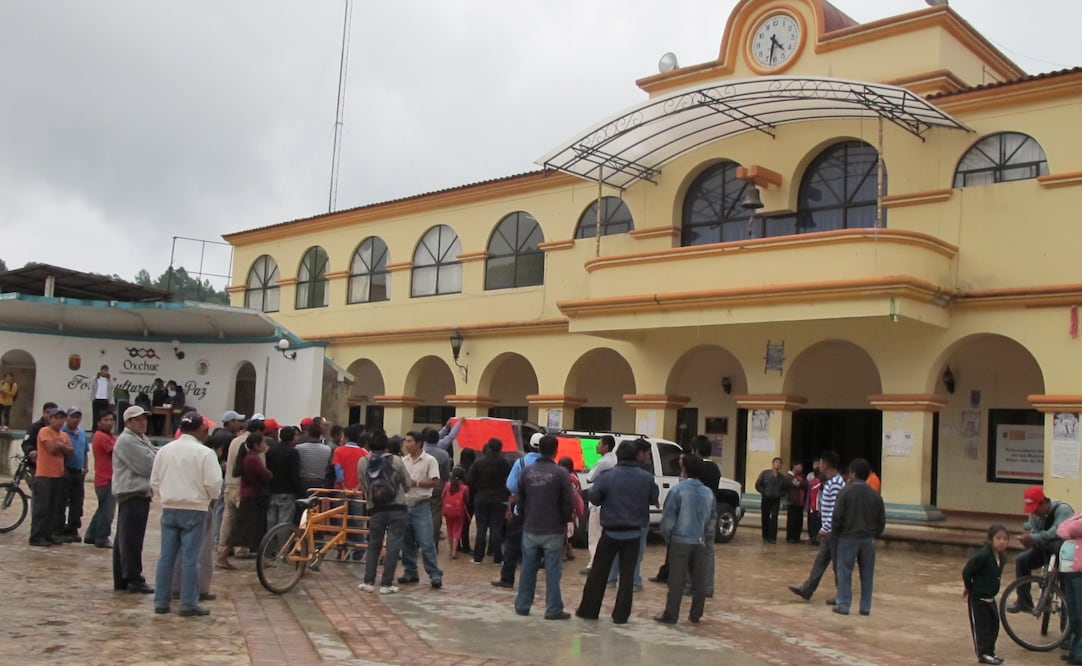 Manifestación en alcaldía de Oxchuc. (FOTO: Archivo. EL UNIVERSAL)
