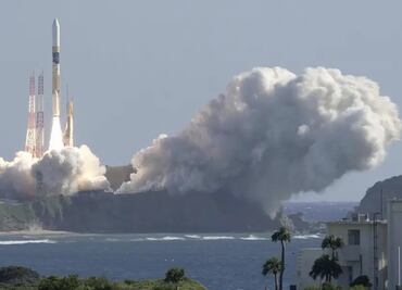 Japón lanza cohete con un módulo lunar y un telescopio para investigar los orígenes del universo