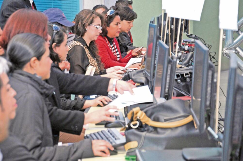 La contraloría trabaja en 500 expedientes que quedaron en rezago de la pasada administración y otros 500 iniciados del 13 de septiembre a la fecha (ARCHIVO EL UNIVERSAL)