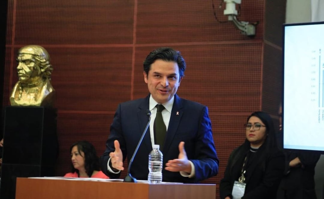 El director del IMSS Zoé Robledo Aburto comparece ante el Senado  (Foto: Cortesía IMSS)