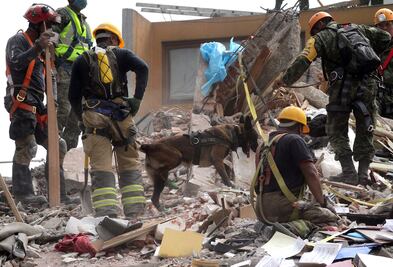 Twitter rinde homenaje a los héroes del sismo