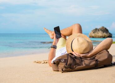 Hoteles ofrecen tours gratis a cambio de NO revisar tu celular