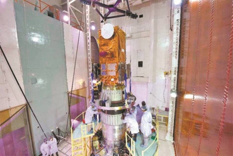 Envían al espacio nano satélite de estudiantes