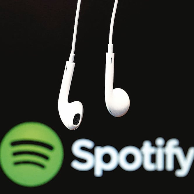 Operación. Firmas como Spotify y Netflix, entre otras, tienen la capacidad económica para absorber el IVA sin afectar a los usuarios. ARCHIVO EL UNIVERSAL