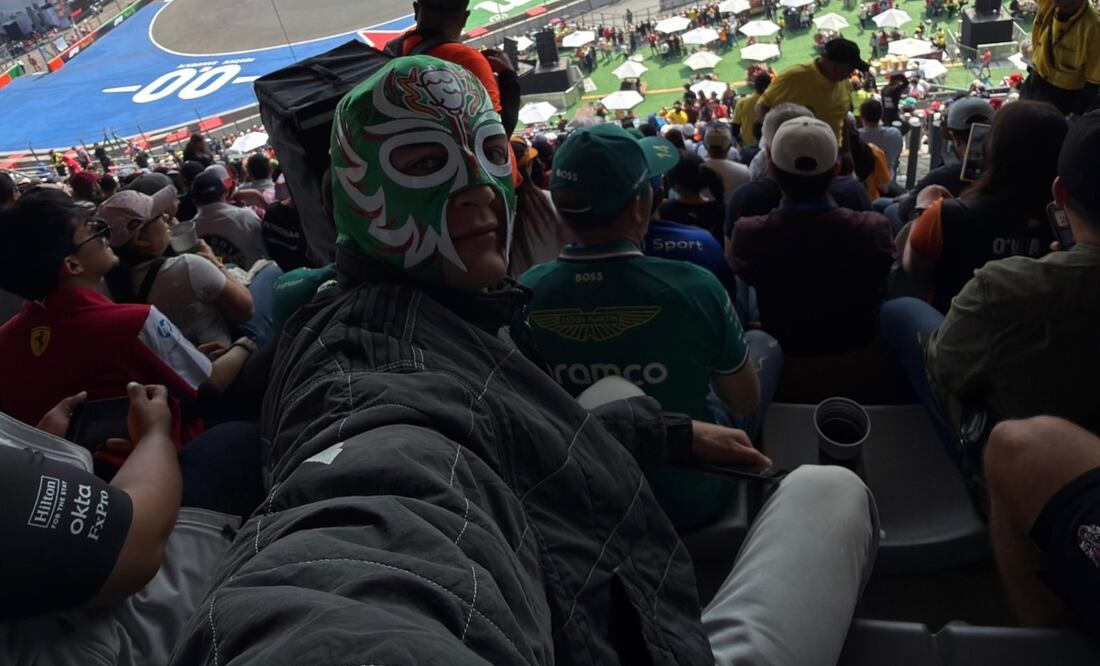 George Russell se disfraza para disfrutar del Gran Premio de México / Foto: @GeorgeRussell63 en X