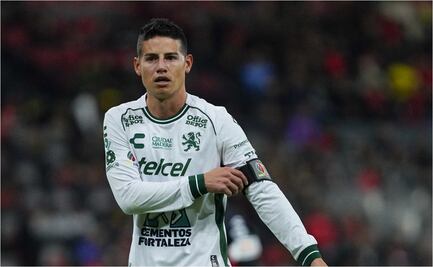 James Rodríguez regaló su primera playera en la Liga MX; figura de Atlas se quedó con la indumentaria