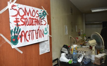 FES Acatlán expone pintas, destrozos y platos sucios, tras entrega de instalaciones