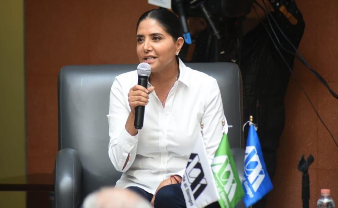 "Vamos a garantizar que, por lo menos el 10% de la nómina de gobierno esté conformada por jóvenes", dijo la candidata a la CDMX, Alejandra Barrales (Foto: Cortesía)