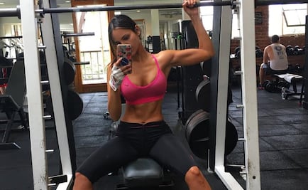 Calvin Harris le da "like" a sexy foto de Eiza González