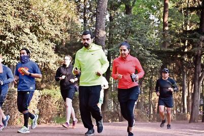 Se suma Álvarez Máynez a equipo de Barrales